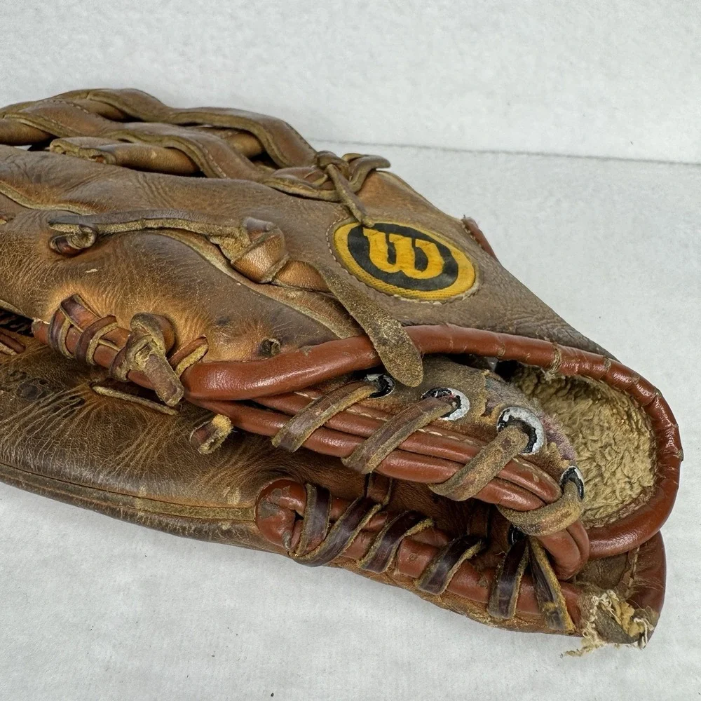 Wilson Fieldmaster A2603 Snap Action Right Thrower‎ Baseball Glove